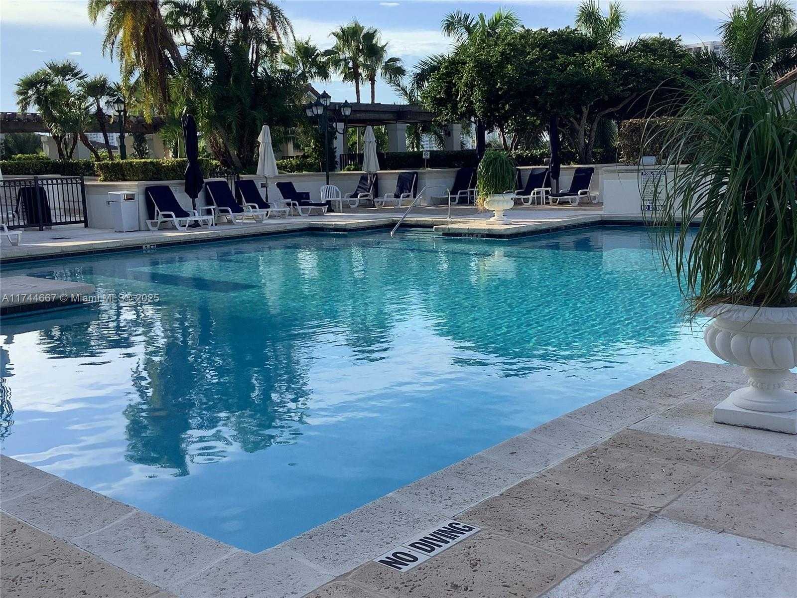 Small Image of 2000 ISLAND BLVD #408, Aventura Number 20