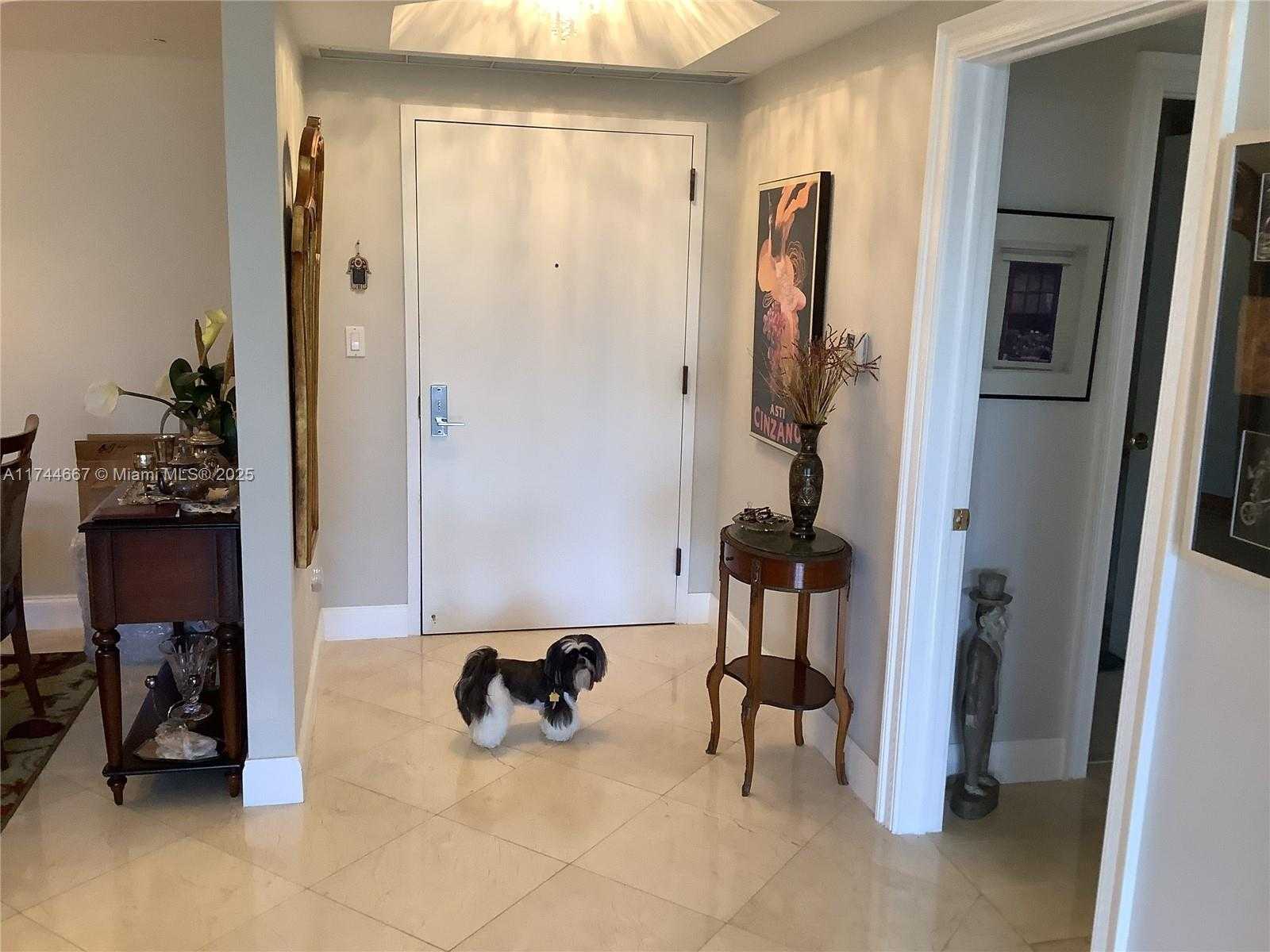 Small Image of 2000 ISLAND BLVD #408, Aventura Number 47