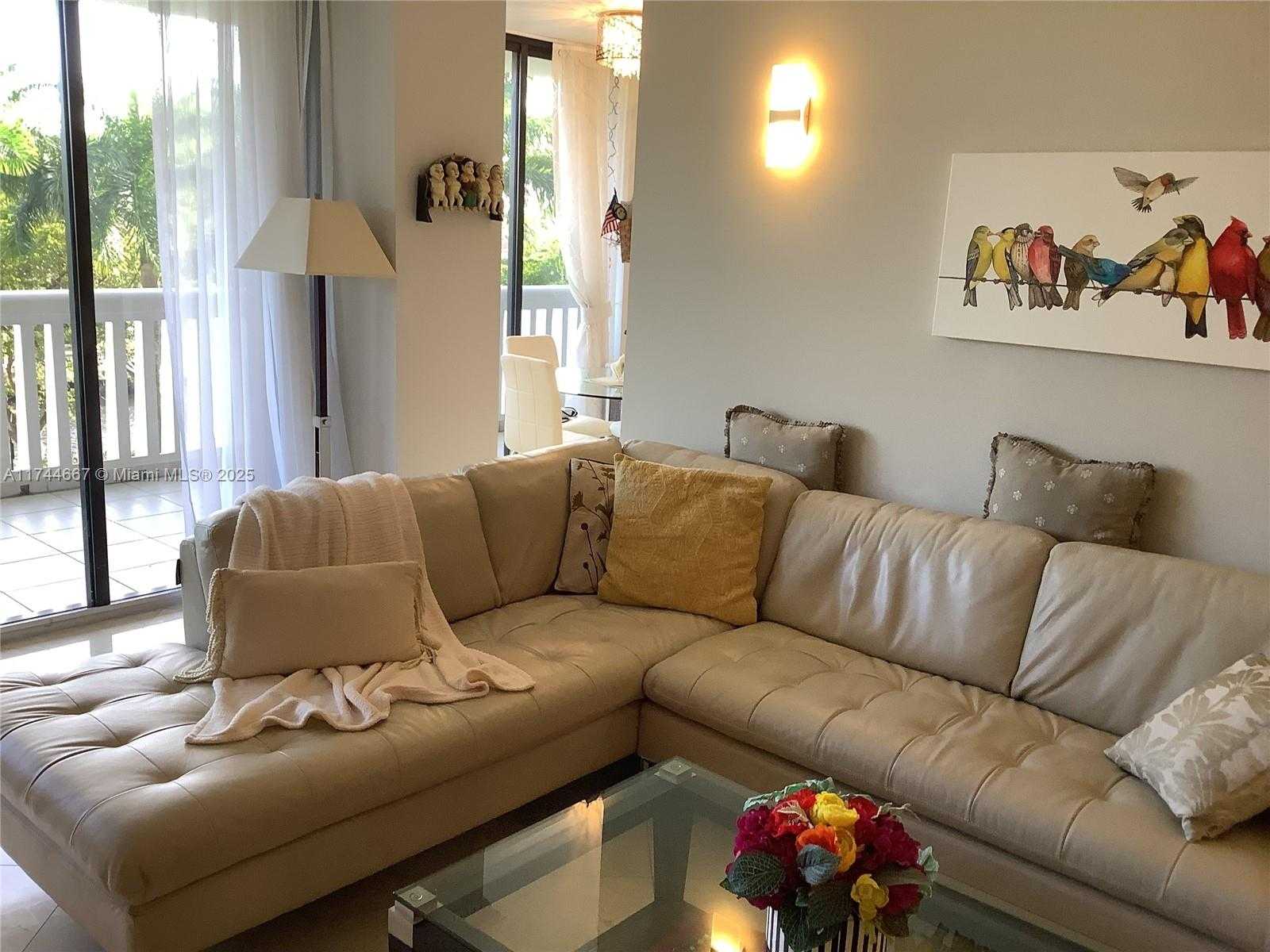 Small Image of 2000 ISLAND BLVD #408, Aventura Number 49