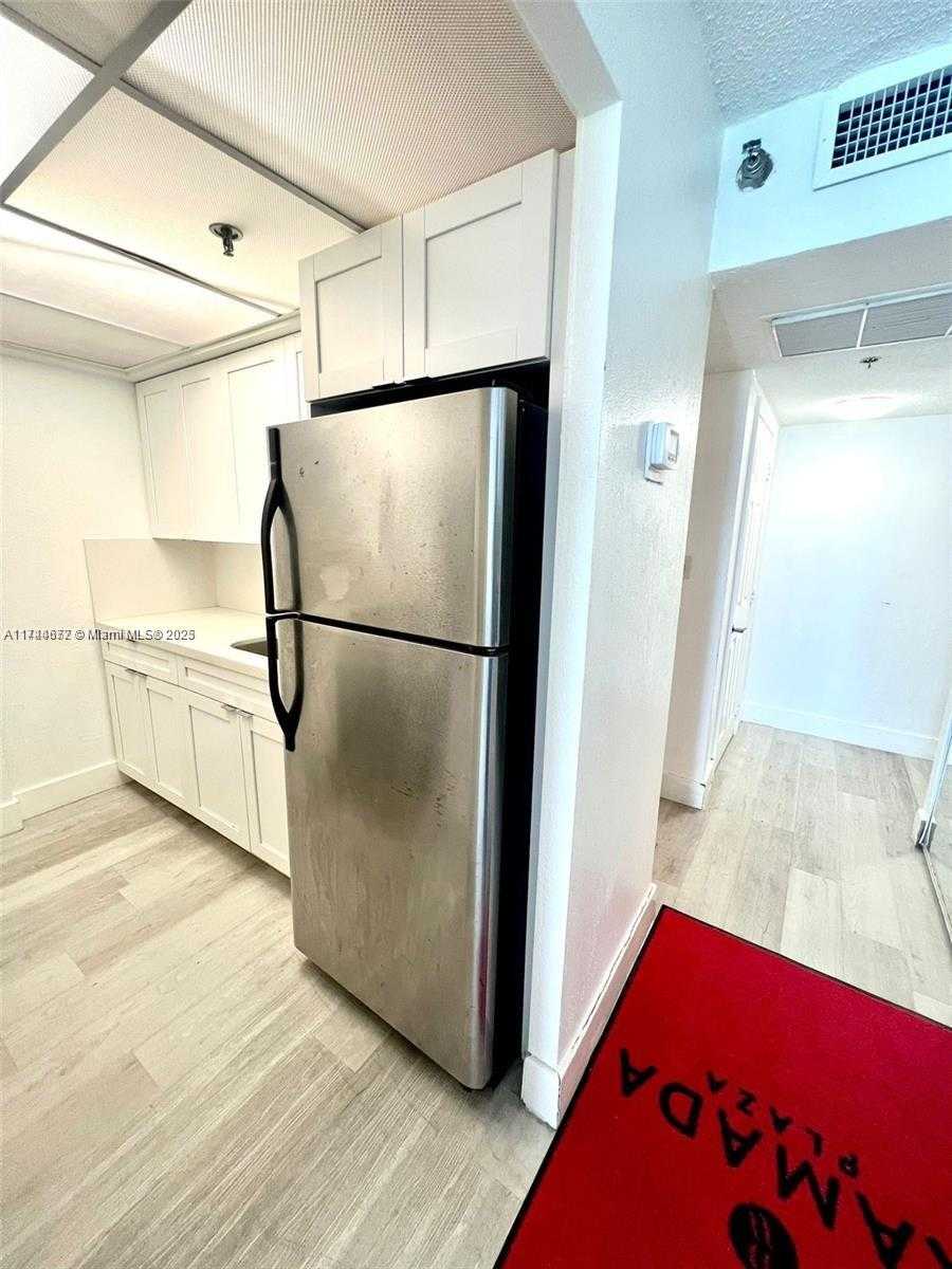 Small Image of 19201 COLLINS AVE #510, Sunny Isles Beach Number 14