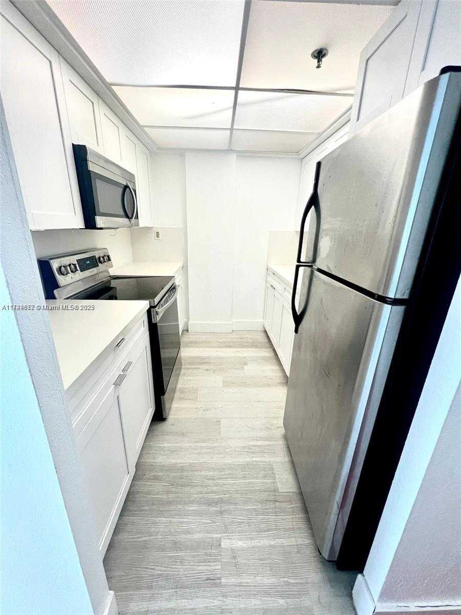 Small Image of 19201 COLLINS AVE #510, Sunny Isles Beach Number 9