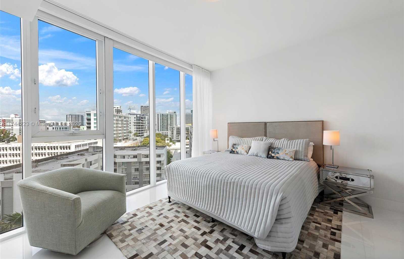 Small Image of 2020 N Bayshore Dr, Miami, FL 33137, USA Number 23