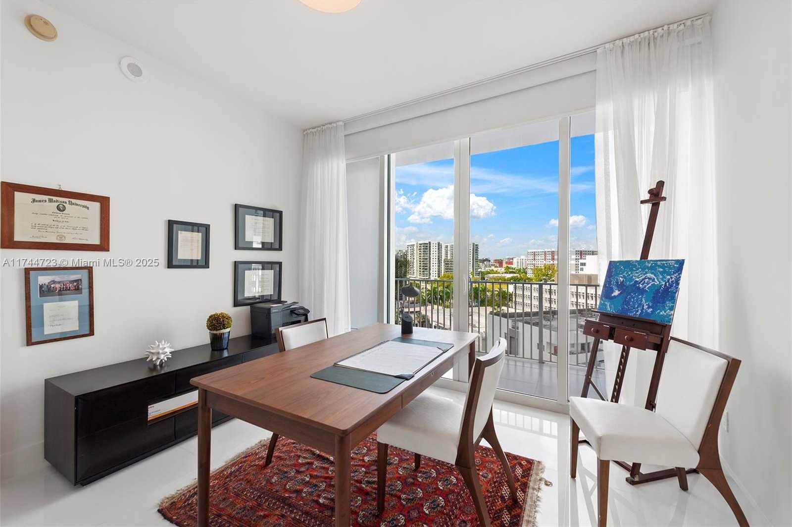 Small Image of 2020 N Bayshore Dr, Miami, FL 33137, USA Number 28