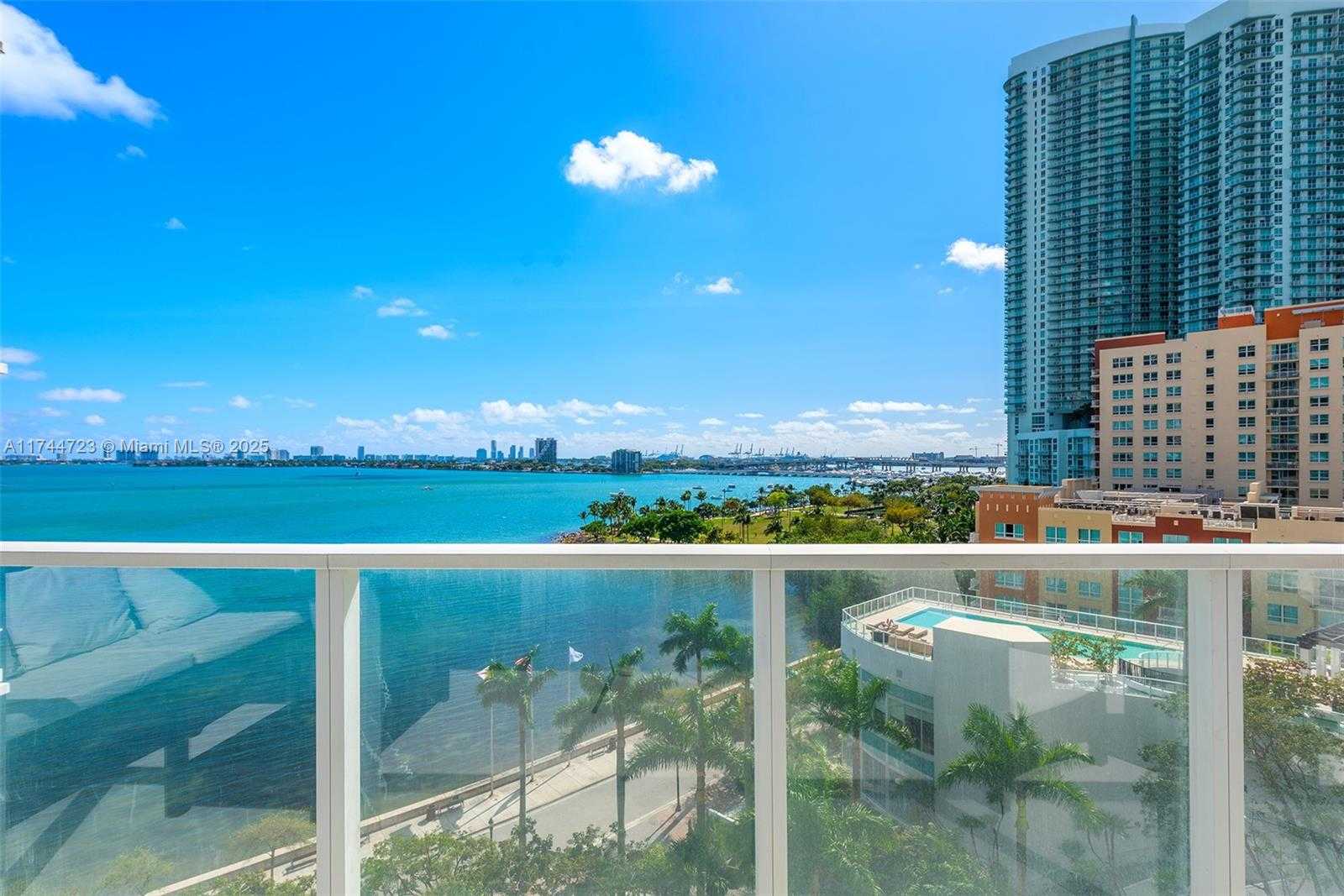 Small Image of 2020 N Bayshore Dr, Miami, FL 33137, USA Number 35