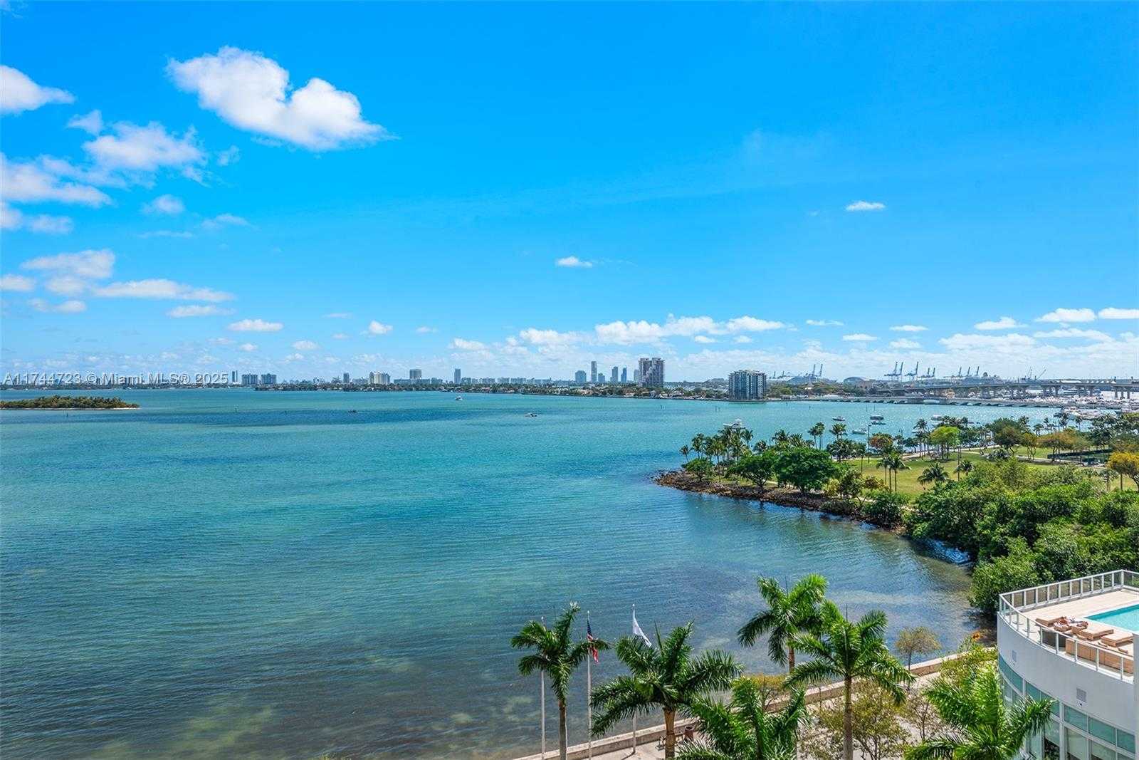 Small Image of 2020 N Bayshore Dr, Miami, FL 33137, USA Number 38