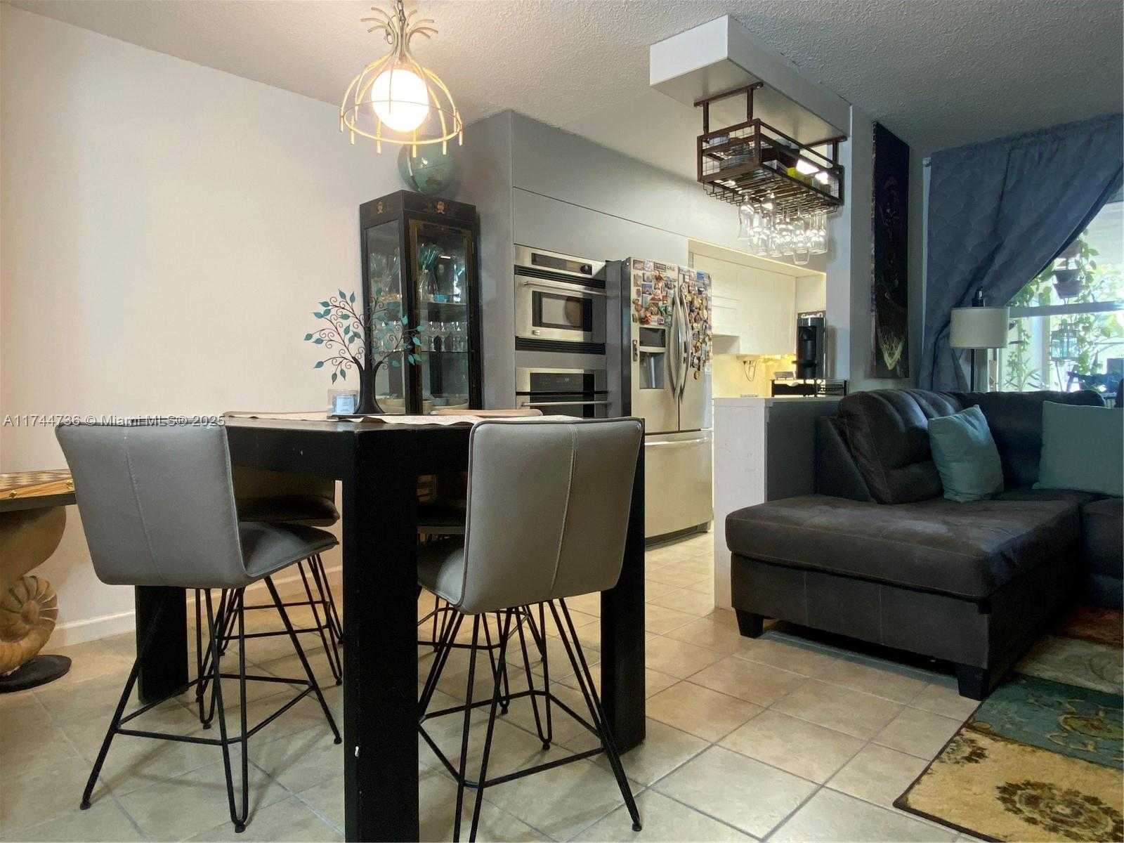 Small Image of 1425 ARTHUR ST #115B, Hollywood Number 4