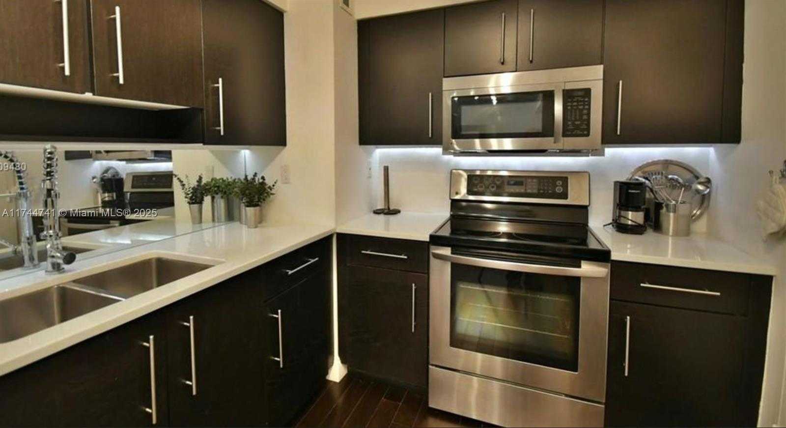 Small Image of 9195 COLLINS AVE #811, Surfside Number 10
