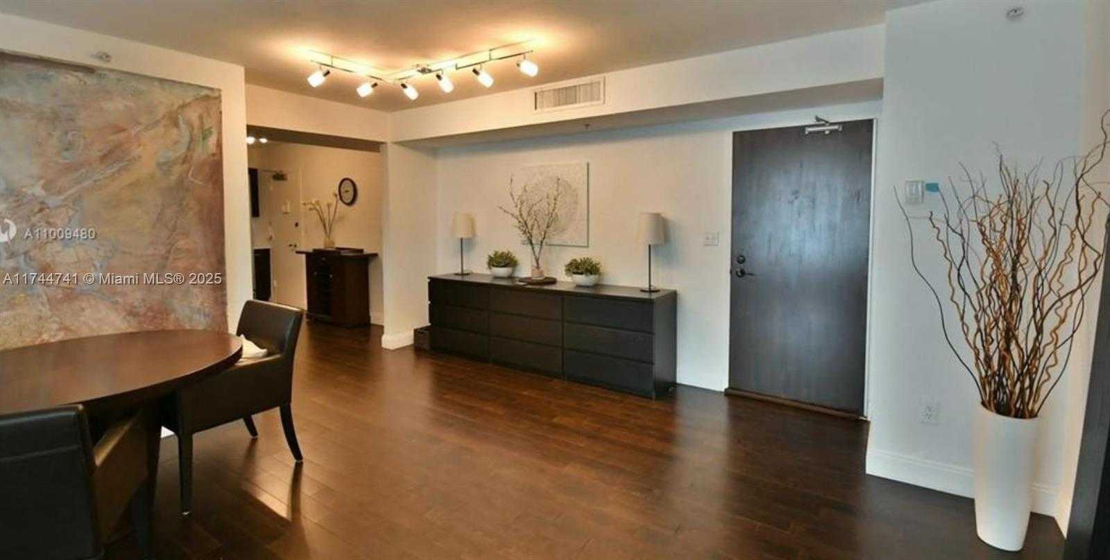 Small Image of 9195 COLLINS AVE #811, Surfside Number 2