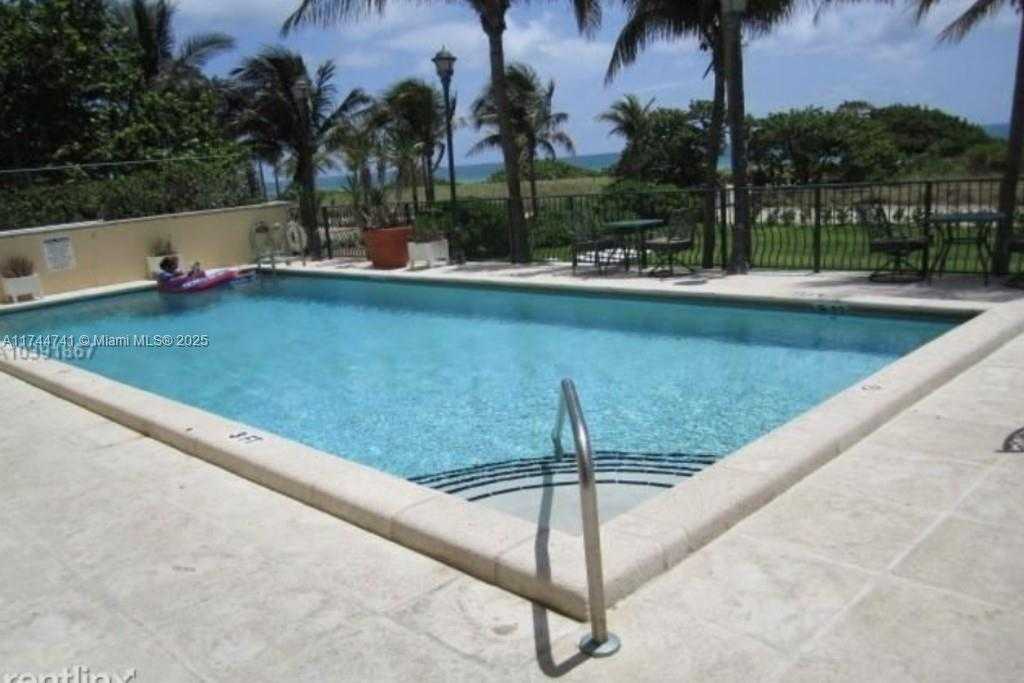 Small Image of 9195 COLLINS AVE #811, Surfside Number 23