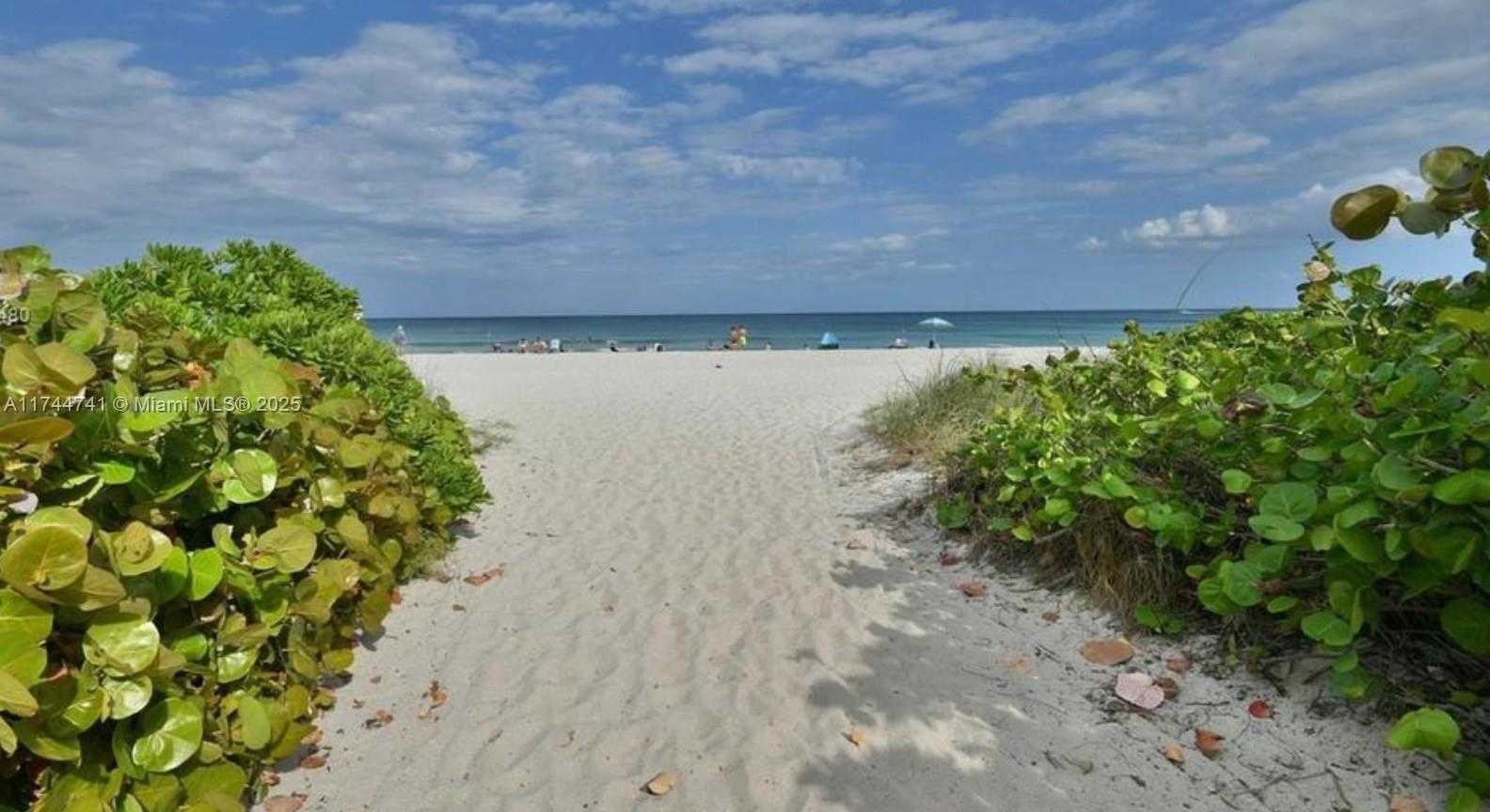 Small Image of 9195 COLLINS AVE #811, Surfside Number 30