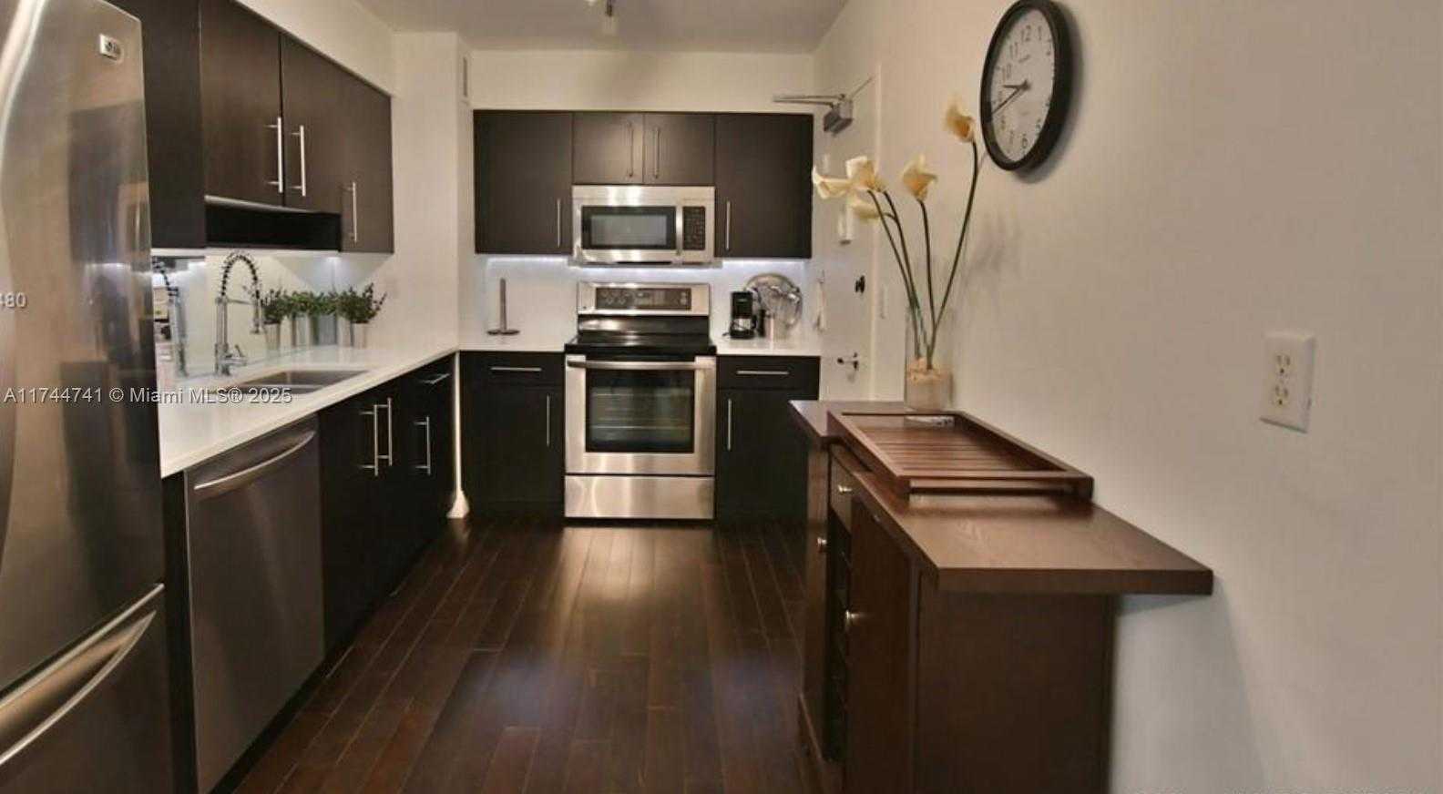 Small Image of 9195 COLLINS AVE #811, Surfside Number 7