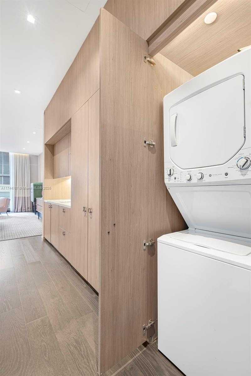 Small Image of 801 SOUTH MIAMI AVE #205, Miami Number 11