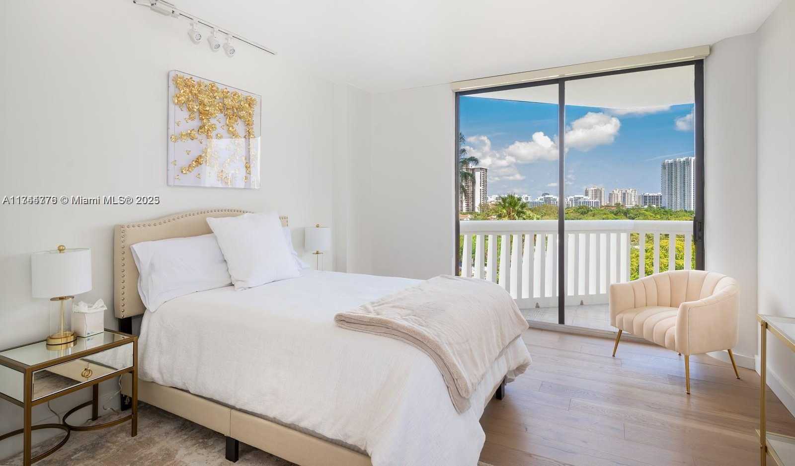 Small Image of 2000 ISLAND BLVD #805, Aventura Number 15