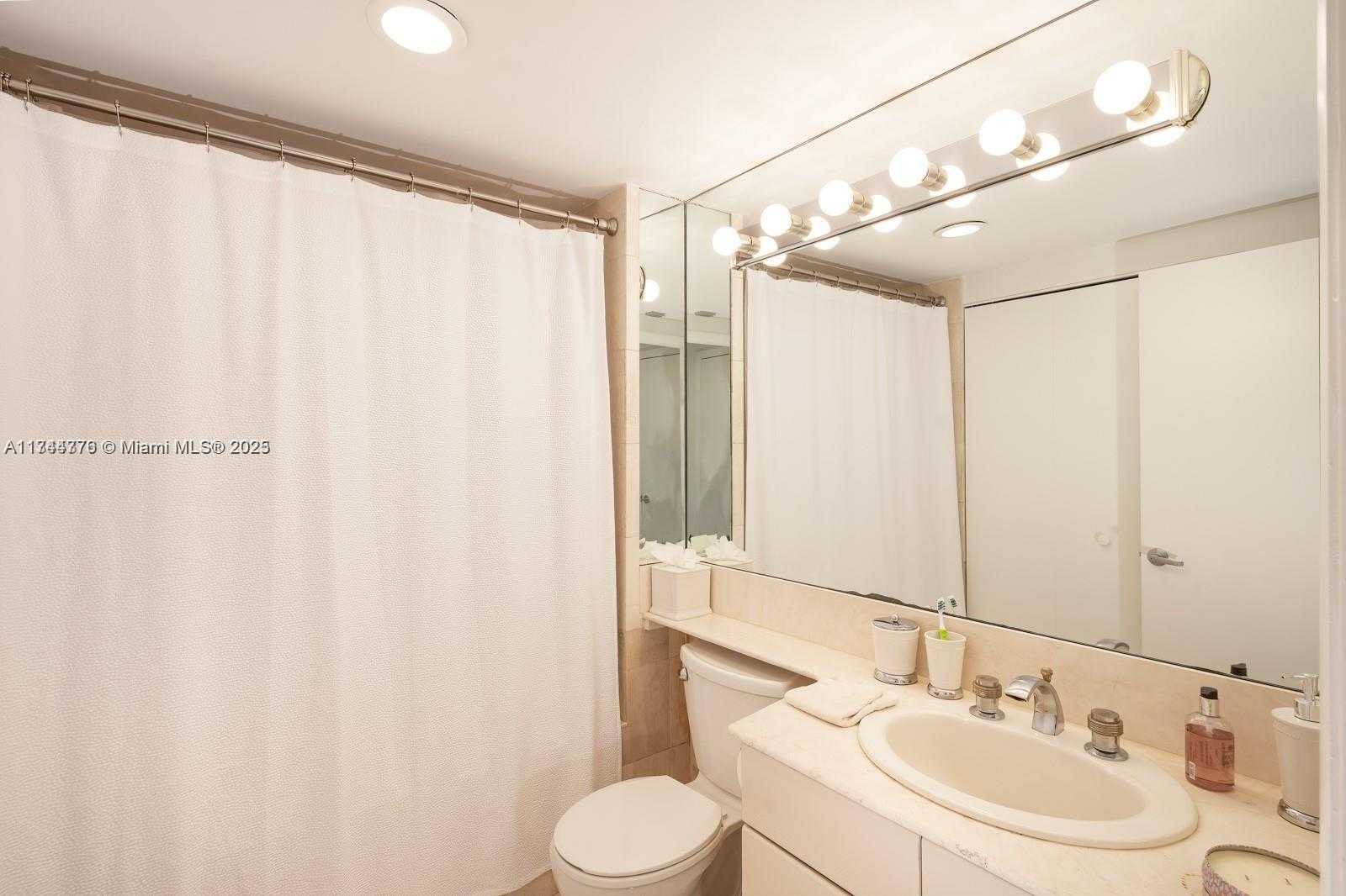 Small Image of 2000 ISLAND BLVD #805, Aventura Number 18