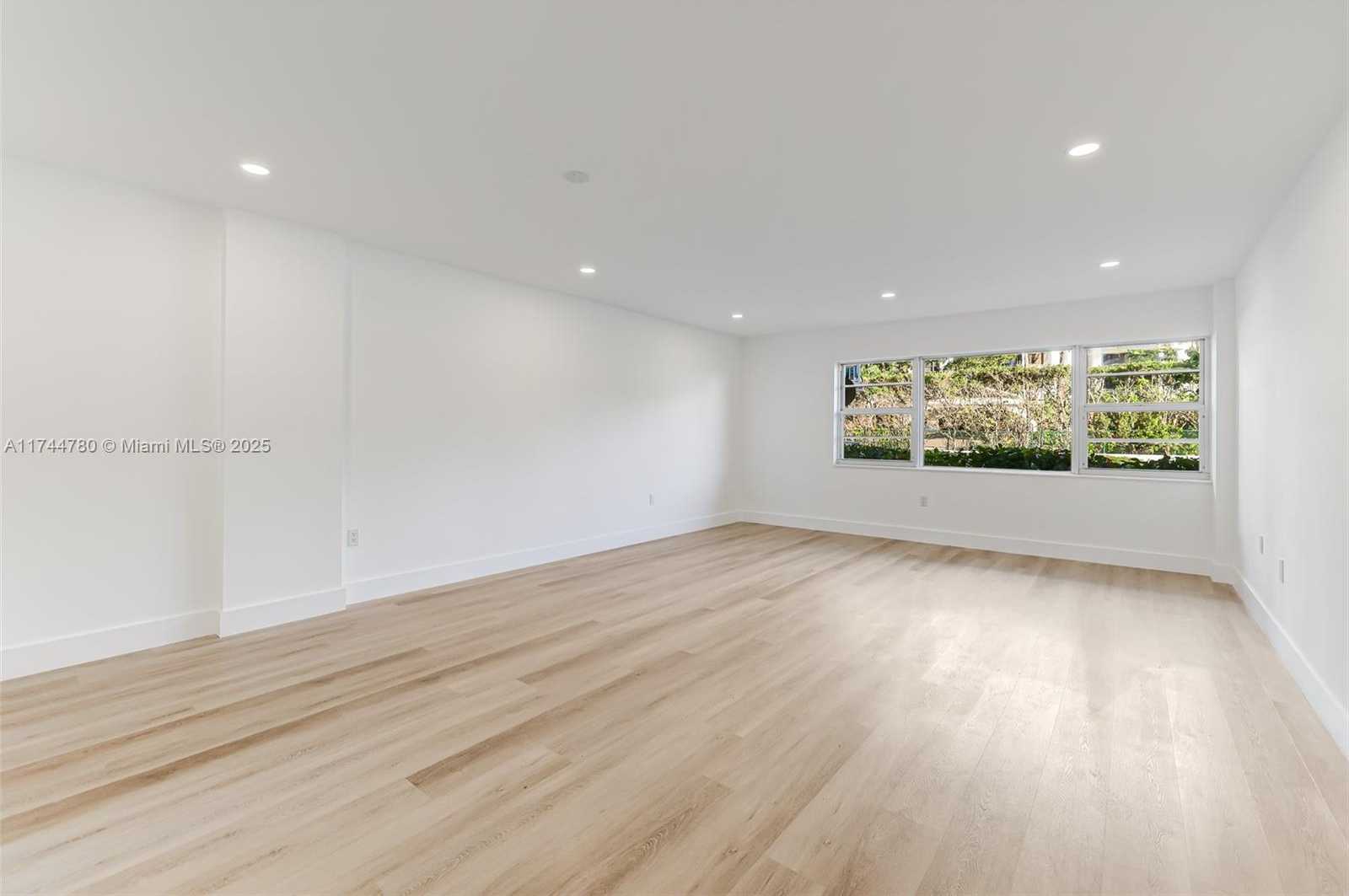 Small Image of 1700 NORTH EAST 105TH ST #105, Miami Shores Number 6