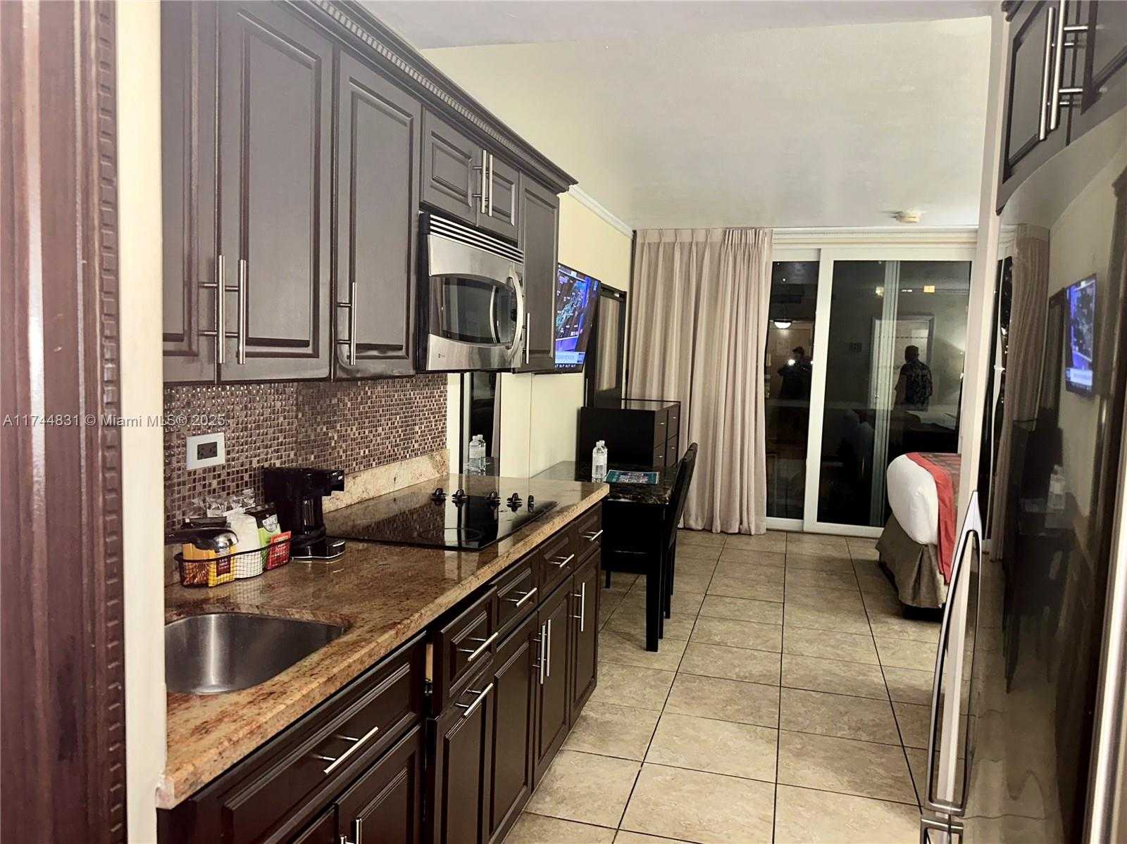 Small Image of 19201 COLLINS AVE #435, Sunny Isles Beach Number 2