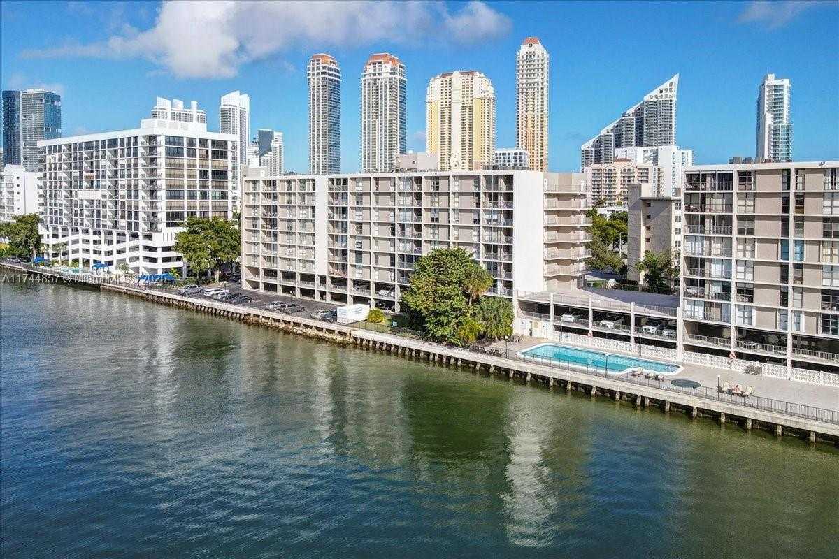 Small Image of 17600 NORTH BAY RD #N503, Sunny Isles Beach Number 27