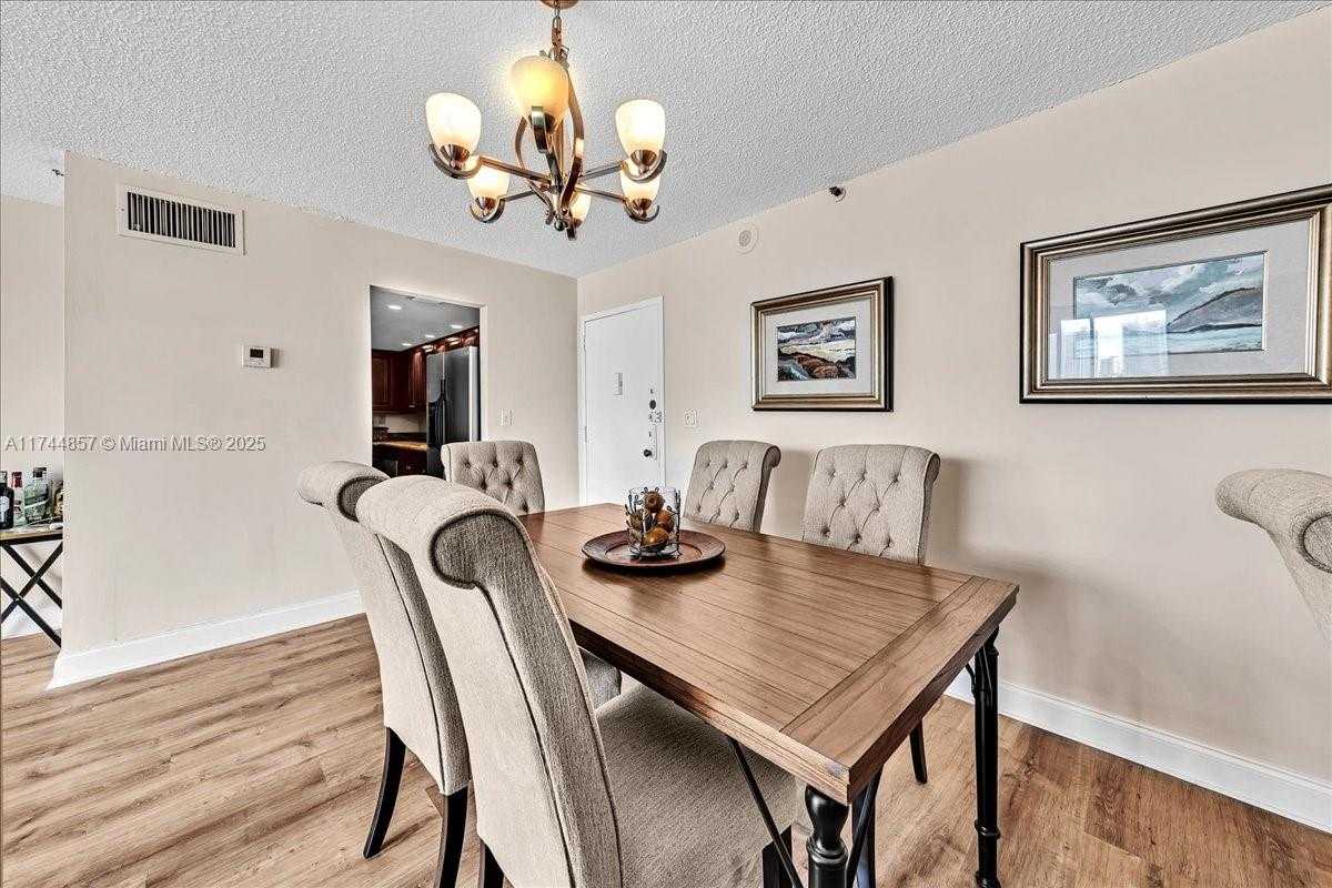 Small Image of 17600 NORTH BAY RD #N503, Sunny Isles Beach Number 7