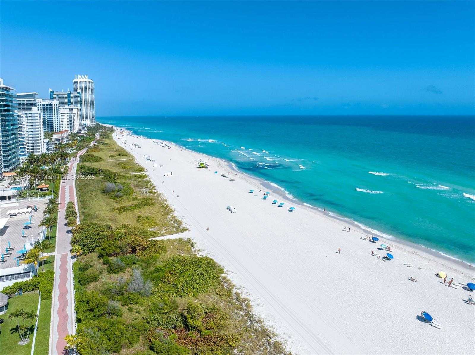 Small Image of 5601 COLLINS AVE #PH-14, Miami Beach Number 33