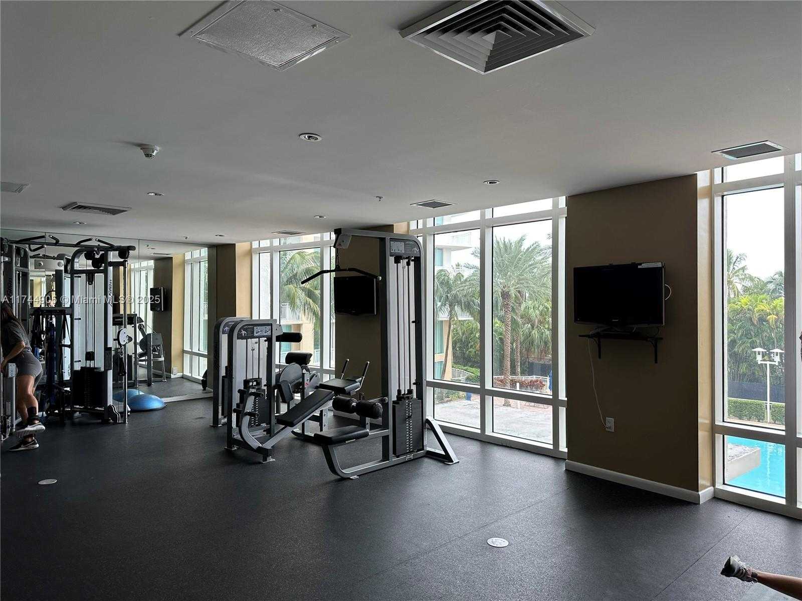 Small Image of 1755 EAST HALLANDALE BEACH BLVD #MEZ7E, Hallandale Beach Number 14