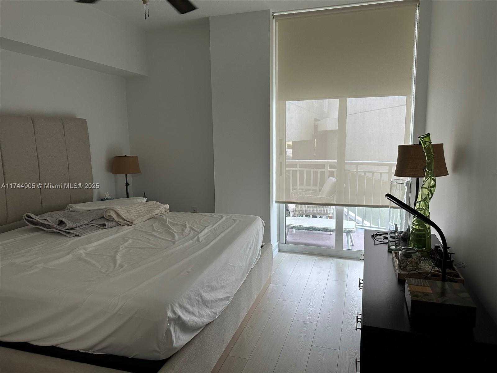 Small Image of 1755 EAST HALLANDALE BEACH BLVD #MEZ7E, Hallandale Beach Number 18