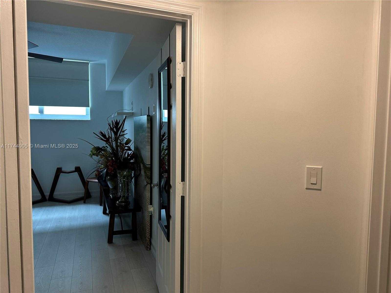 Small Image of 1755 EAST HALLANDALE BEACH BLVD #MEZ7E, Hallandale Beach Number 29
