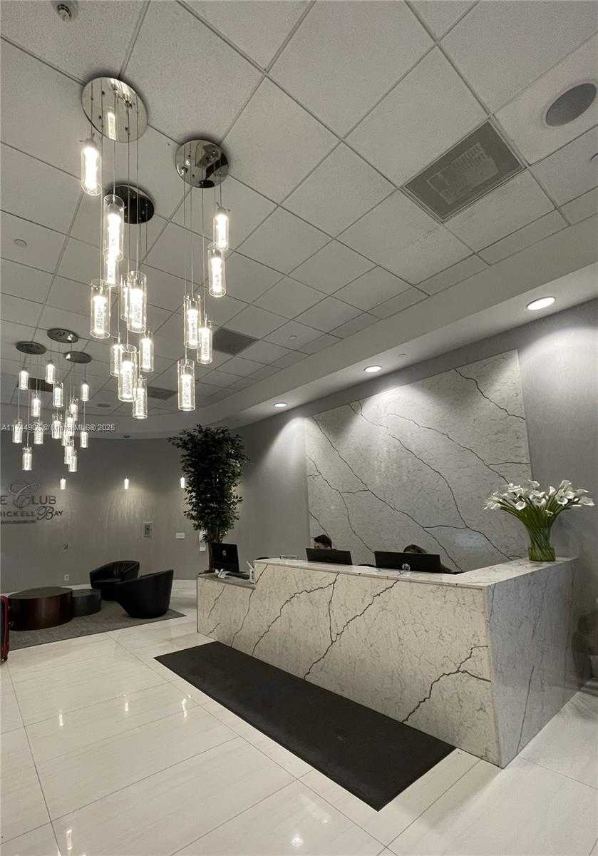 Small Image of 1200 BRICKELL BAY DR #2907, Miami Number 20