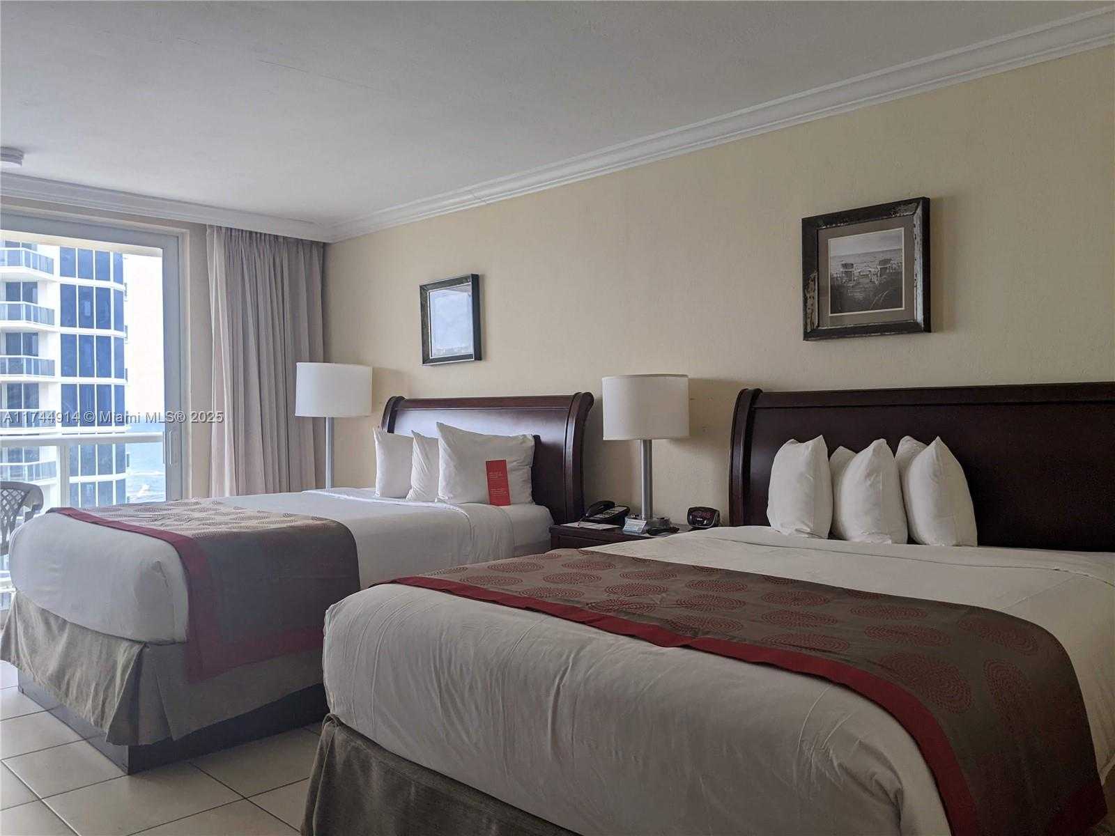 Small Image of 19201 COLLINS AVE #1131, Sunny Isles Beach Number 2