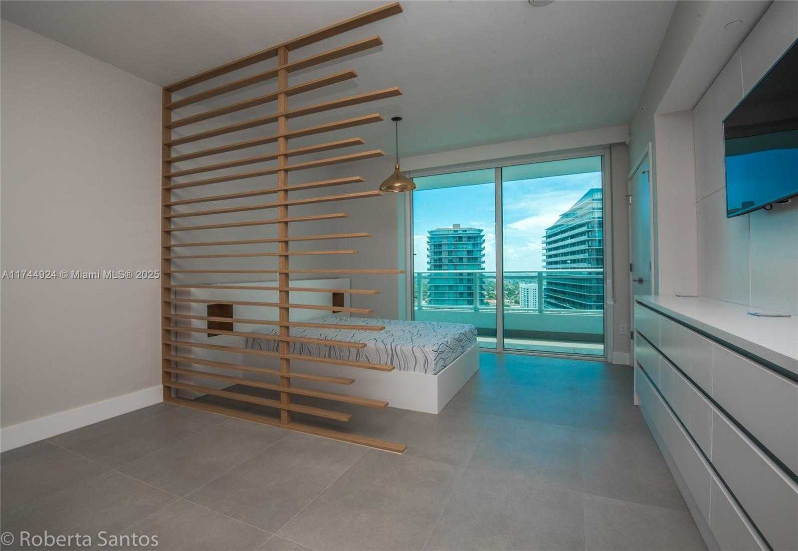 Small Image of 1080 BRICKELL AVE #3205, Miami Number 7