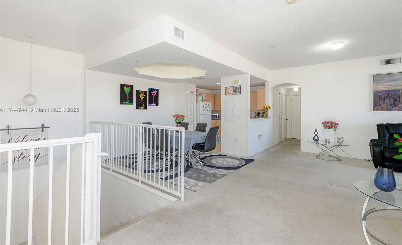 Small Image of 6670 NORTH WEST 114TH AVE #638, Doral Number 9