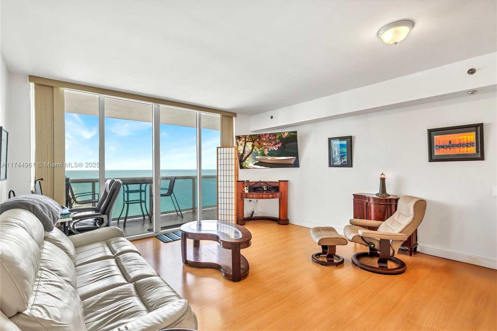 Small Image of 1830 SOUTH OCEAN DR #4312, Hallandale Beach Number 12