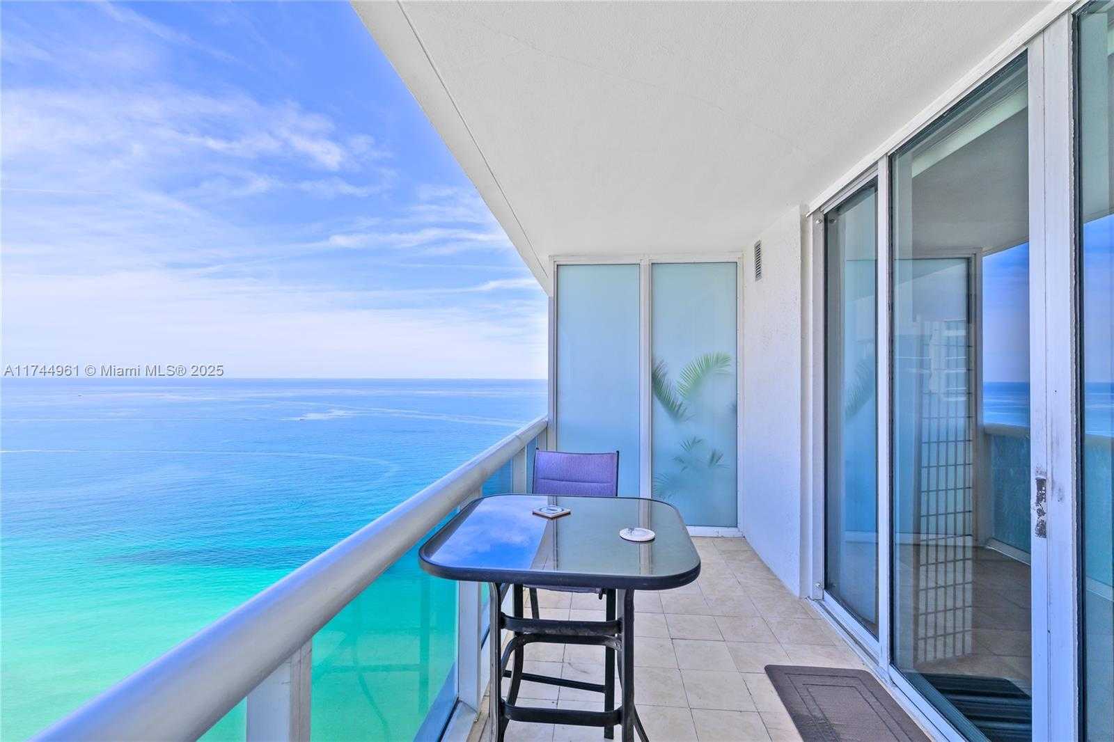 Small Image of 1830 SOUTH OCEAN DR #4312, Hallandale Beach Number 6