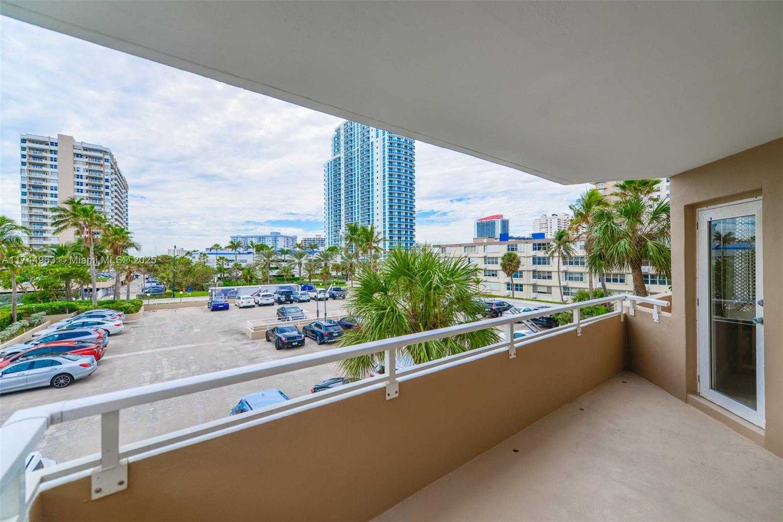 Small Image of 1950 SOUTH OCEAN DR #2E, Hallandale Beach Number 16