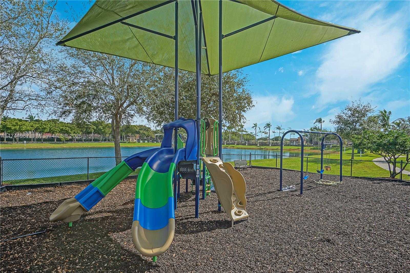 Small Image of 8881 SOUTH WEST 220TH LN #8881, Cutler Bay Number 16