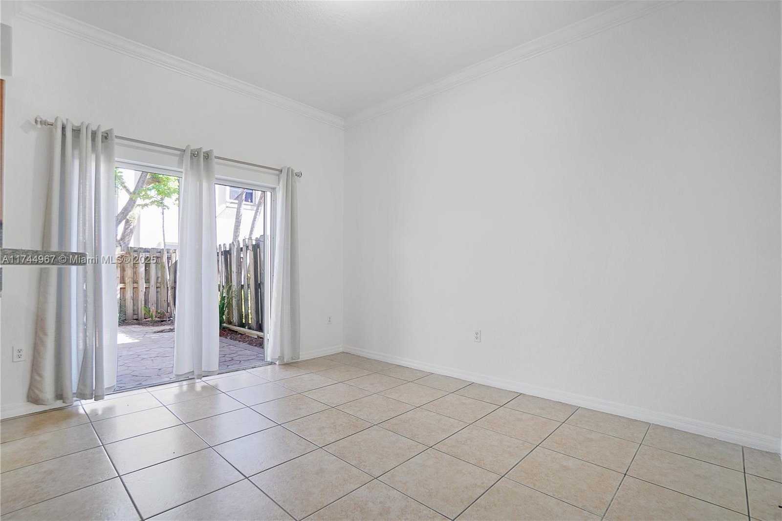 Small Image of 8881 SOUTH WEST 220TH LN #8881, Cutler Bay Number 23