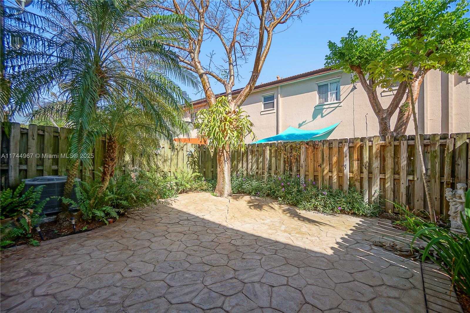 Small Image of 8881 SOUTH WEST 220TH LN #8881, Cutler Bay Number 24