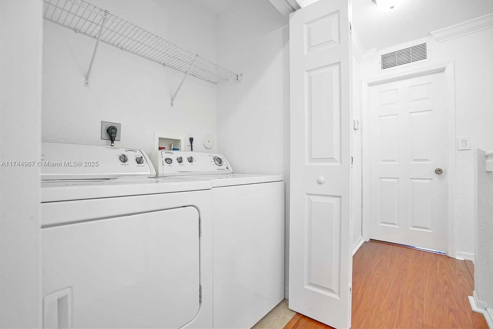 Small Image of 8881 SOUTH WEST 220TH LN #8881, Cutler Bay Number 27