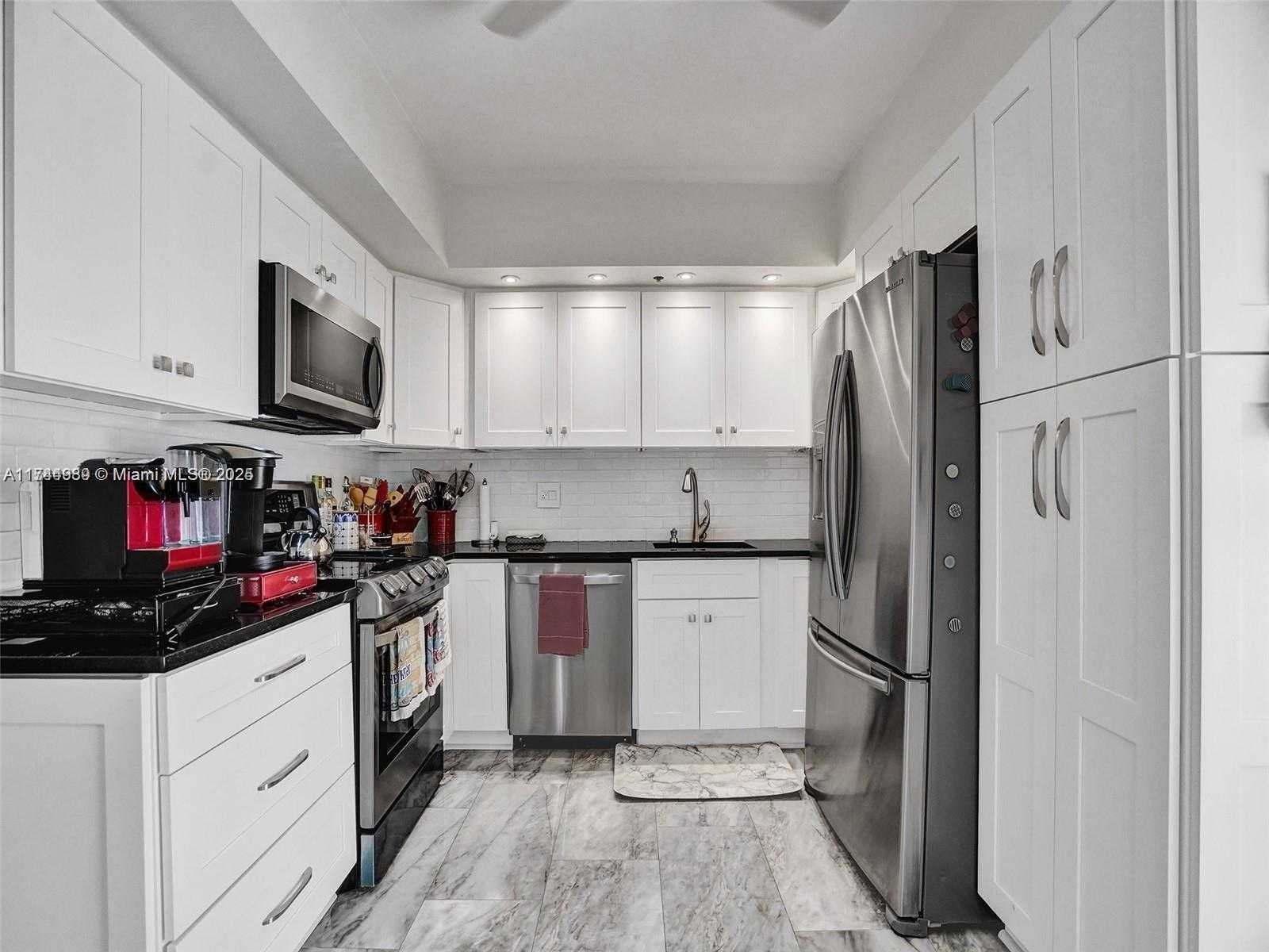 Small Image of 7400 RADICE CT #609, Lauderhill Number 13