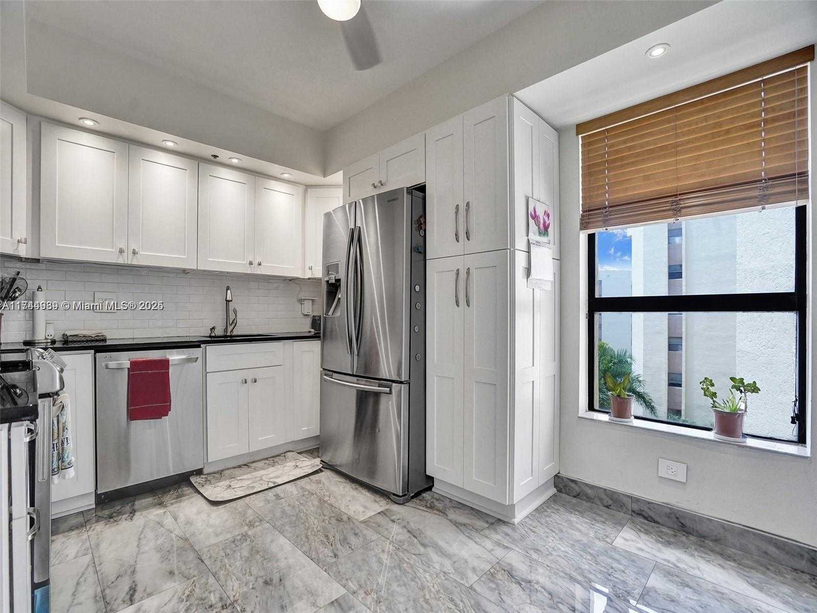 Small Image of 7400 RADICE CT #609, Lauderhill Number 14