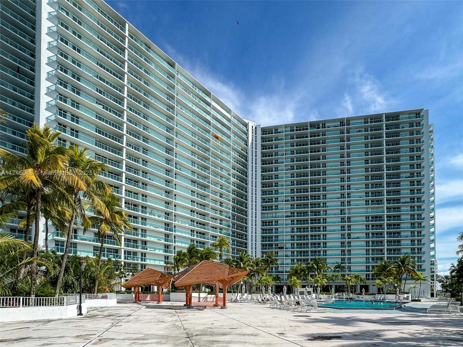Small Image of 100 BAYVIEW DR #721, Sunny Isles Beach Number 29