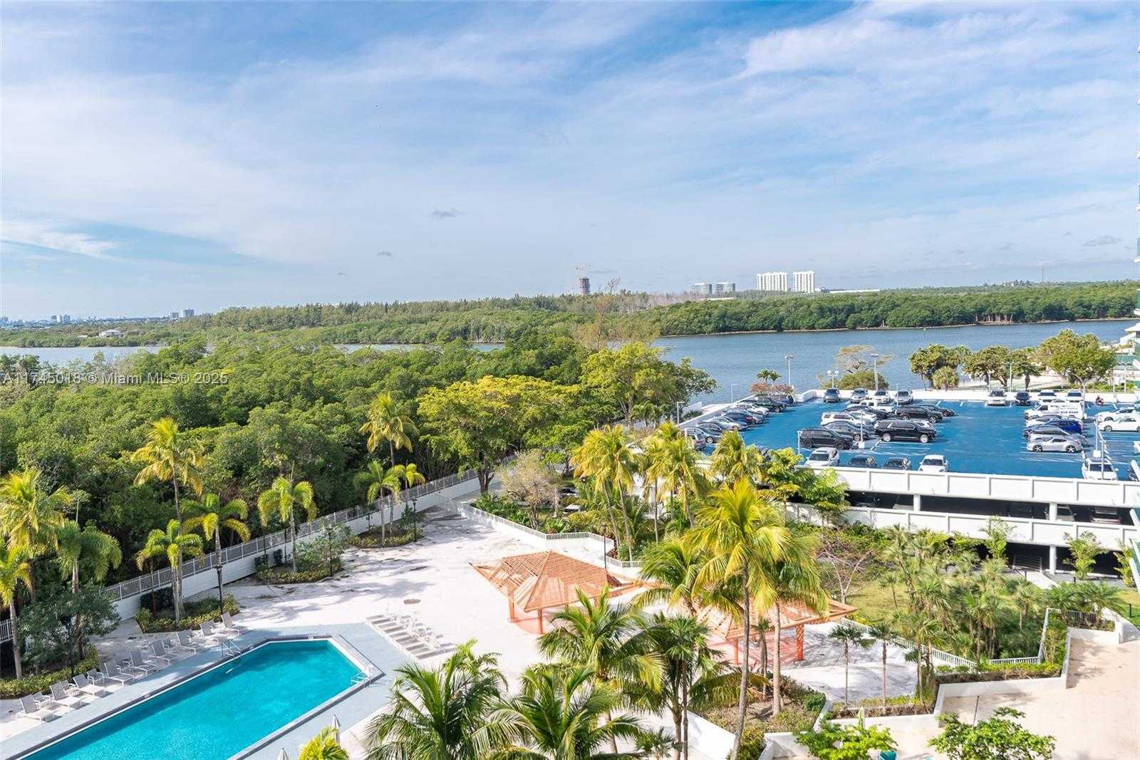 Small Image of 100 BAYVIEW DR #721, Sunny Isles Beach Number 30