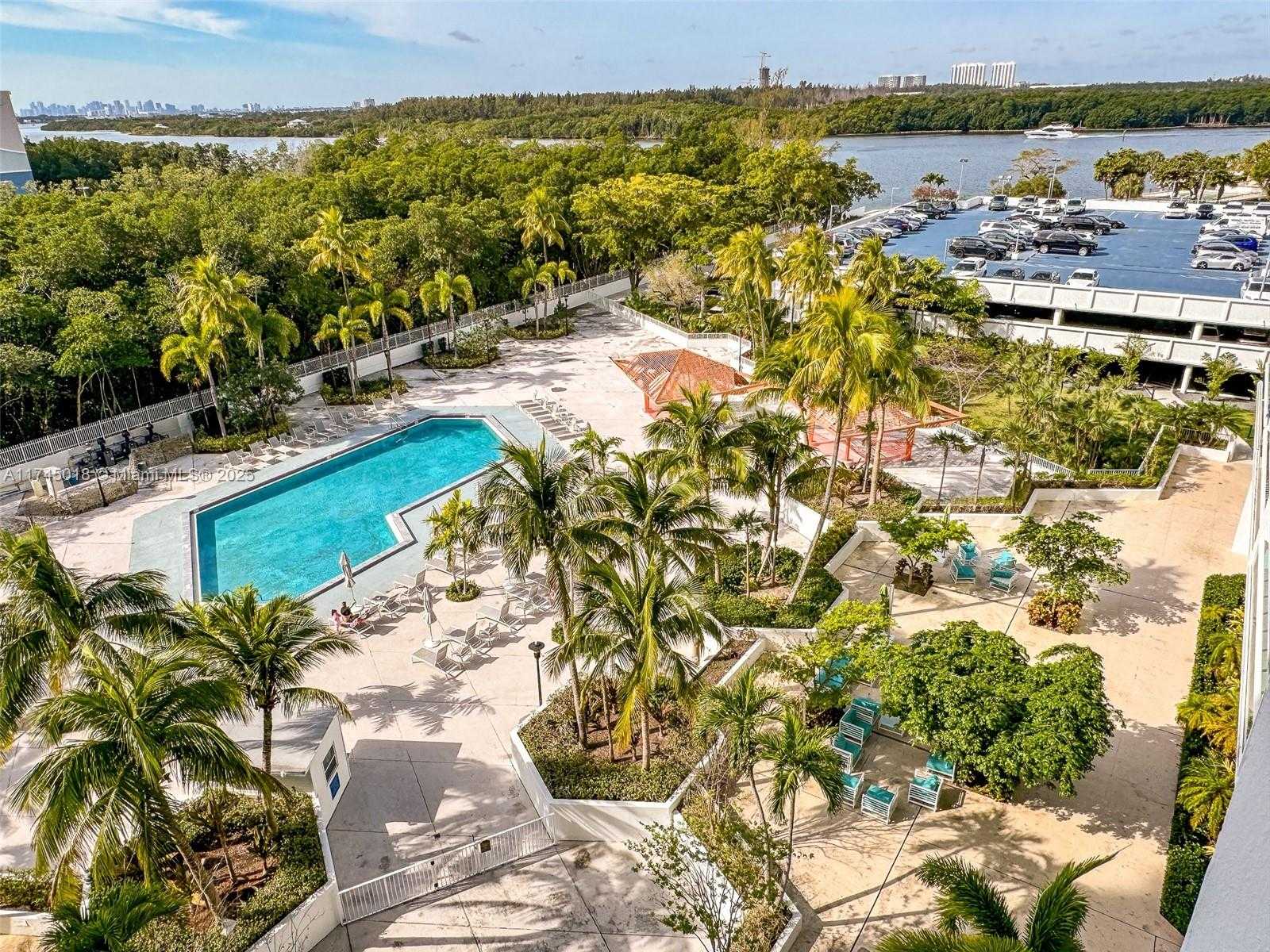Small Image of 100 BAYVIEW DR #721, Sunny Isles Beach Number 33