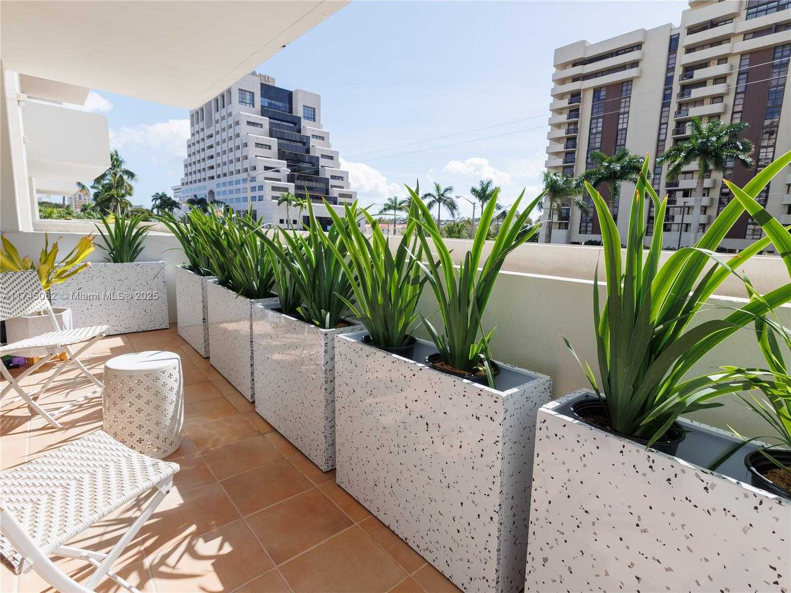 Small Image of 625 BILTMORE WAY #203, Coral Gables Number 18