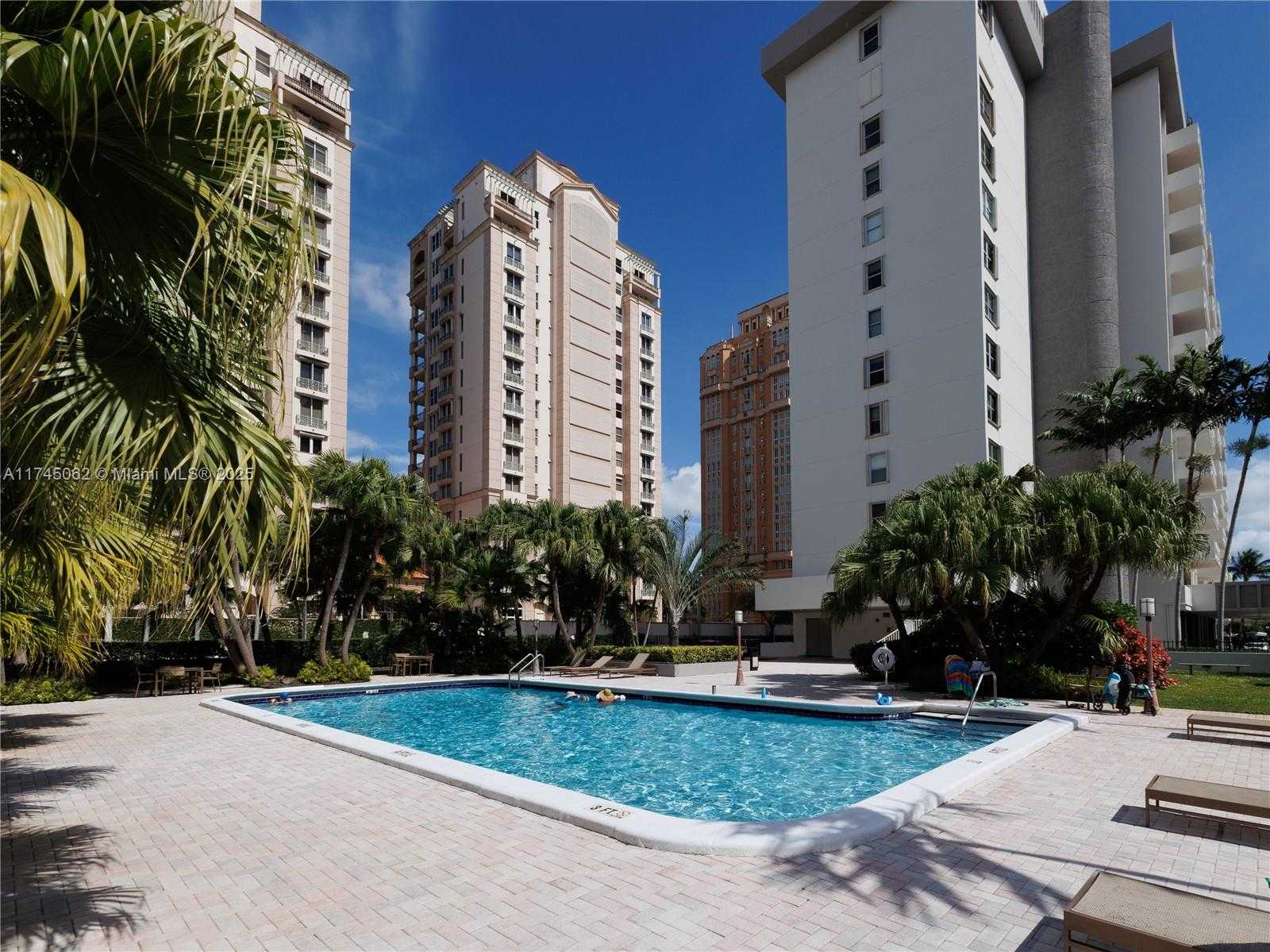 Small Image of 625 BILTMORE WAY #203, Coral Gables Number 19