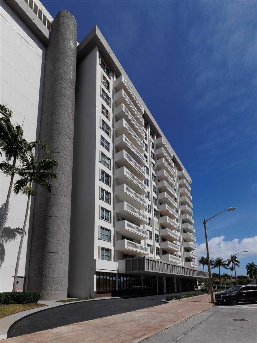 Small Image of 625 BILTMORE WAY #203, Coral Gables Number 27