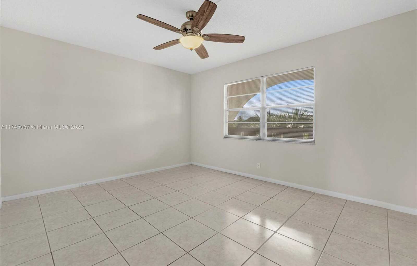 Small Image of 4401 MARTINIQUE CT #C4, Coconut Creek Number 22