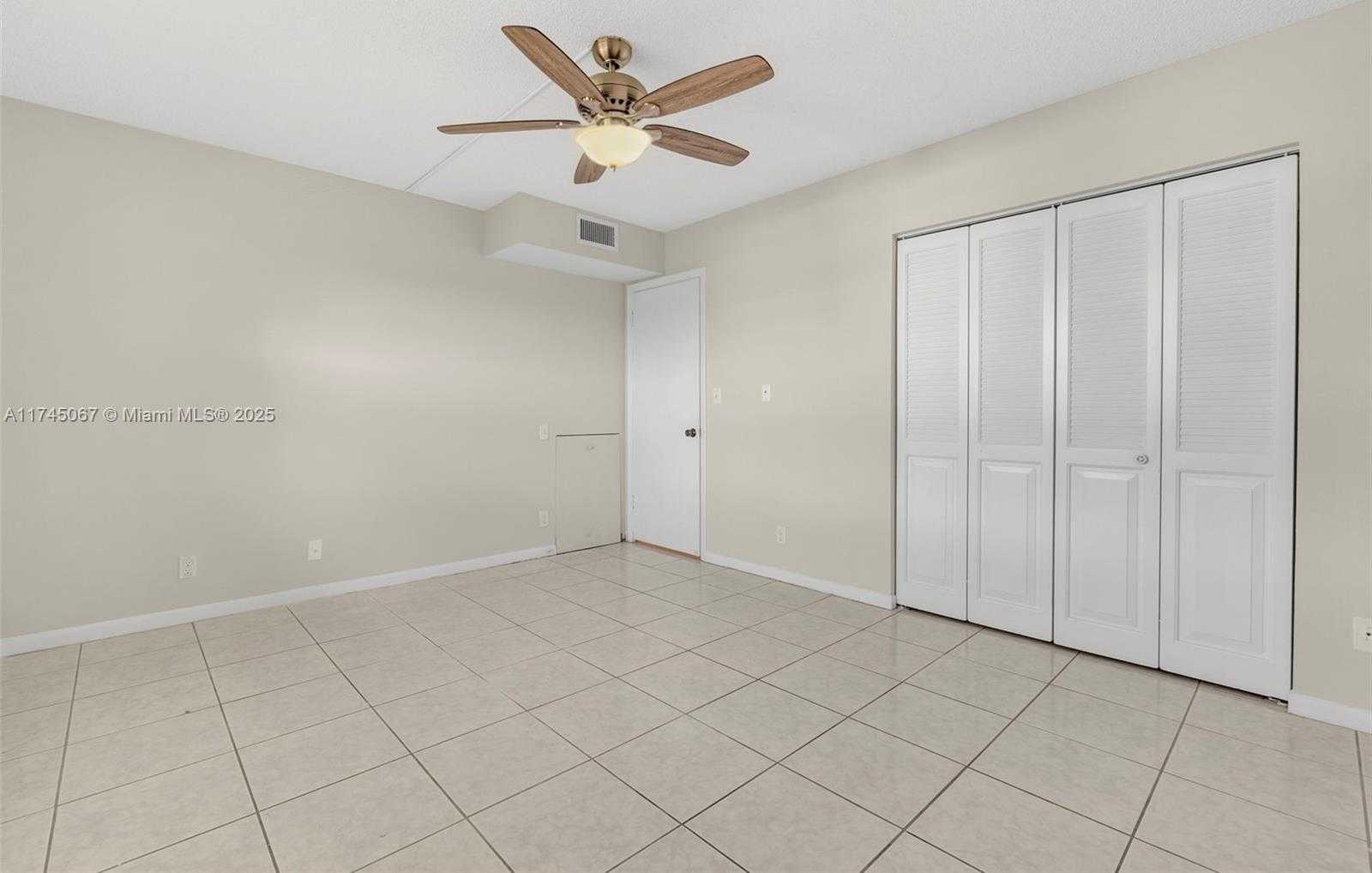 Small Image of 4401 MARTINIQUE CT #C4, Coconut Creek Number 23