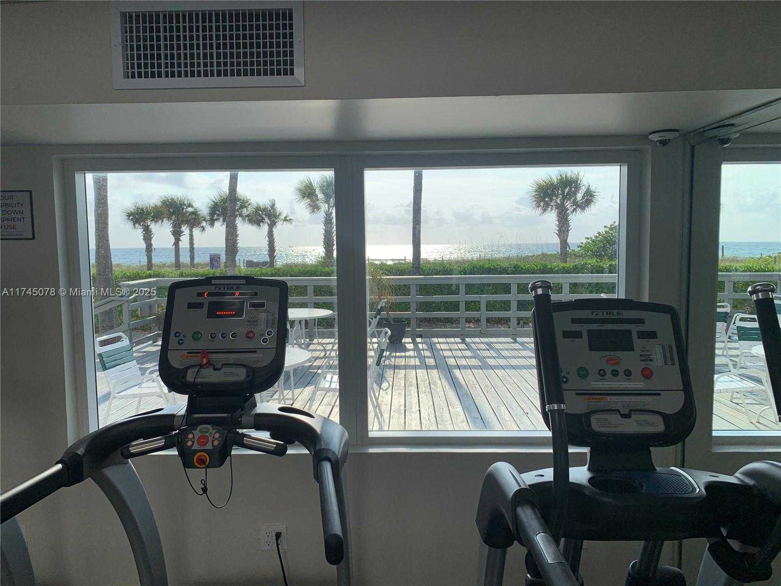 Small Image of 5005 COLLINS AVE #1423, Miami Beach Number 9