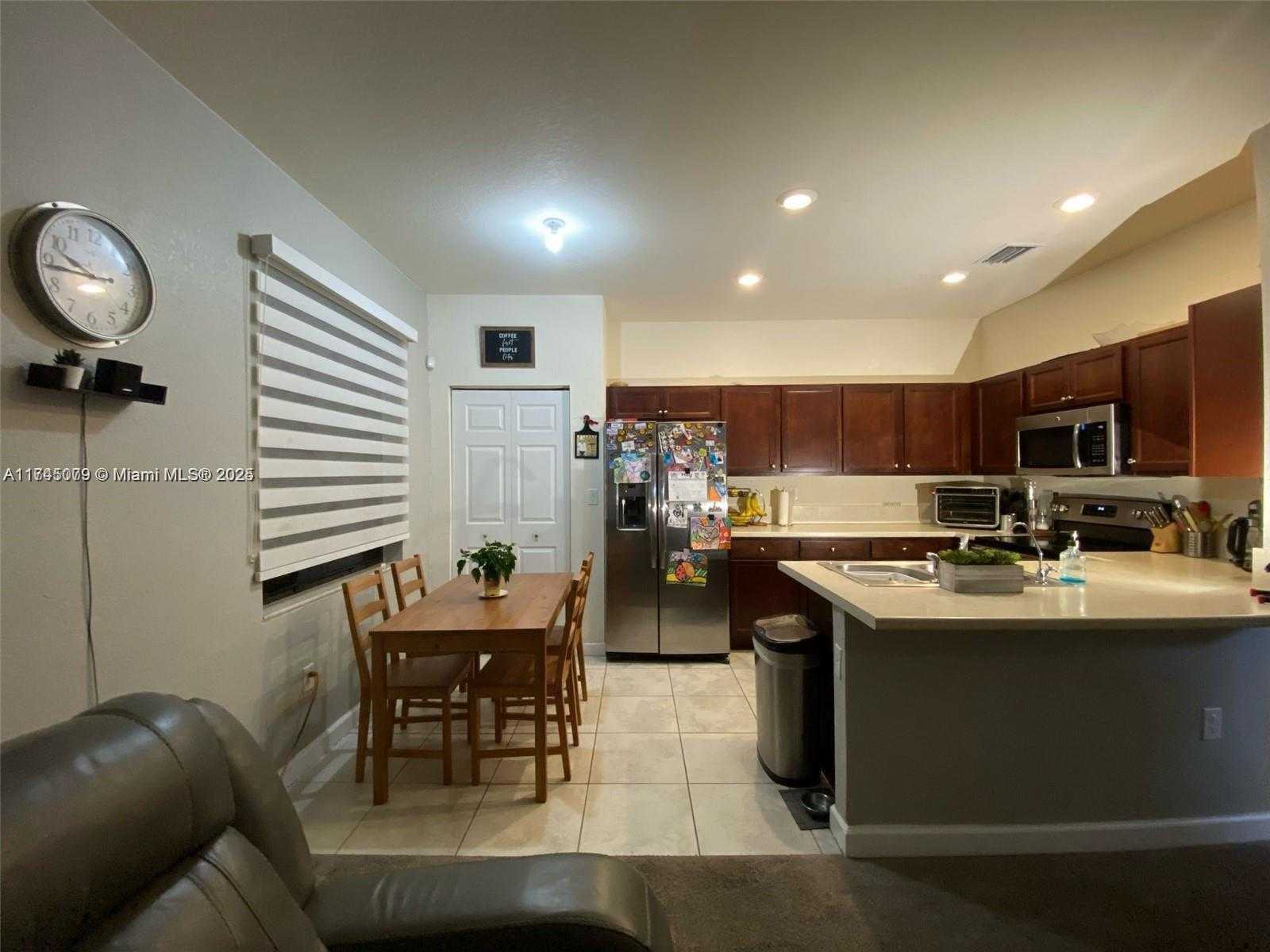 Small Image of 10413 WEST 33RD CT #., Hialeah Number 10