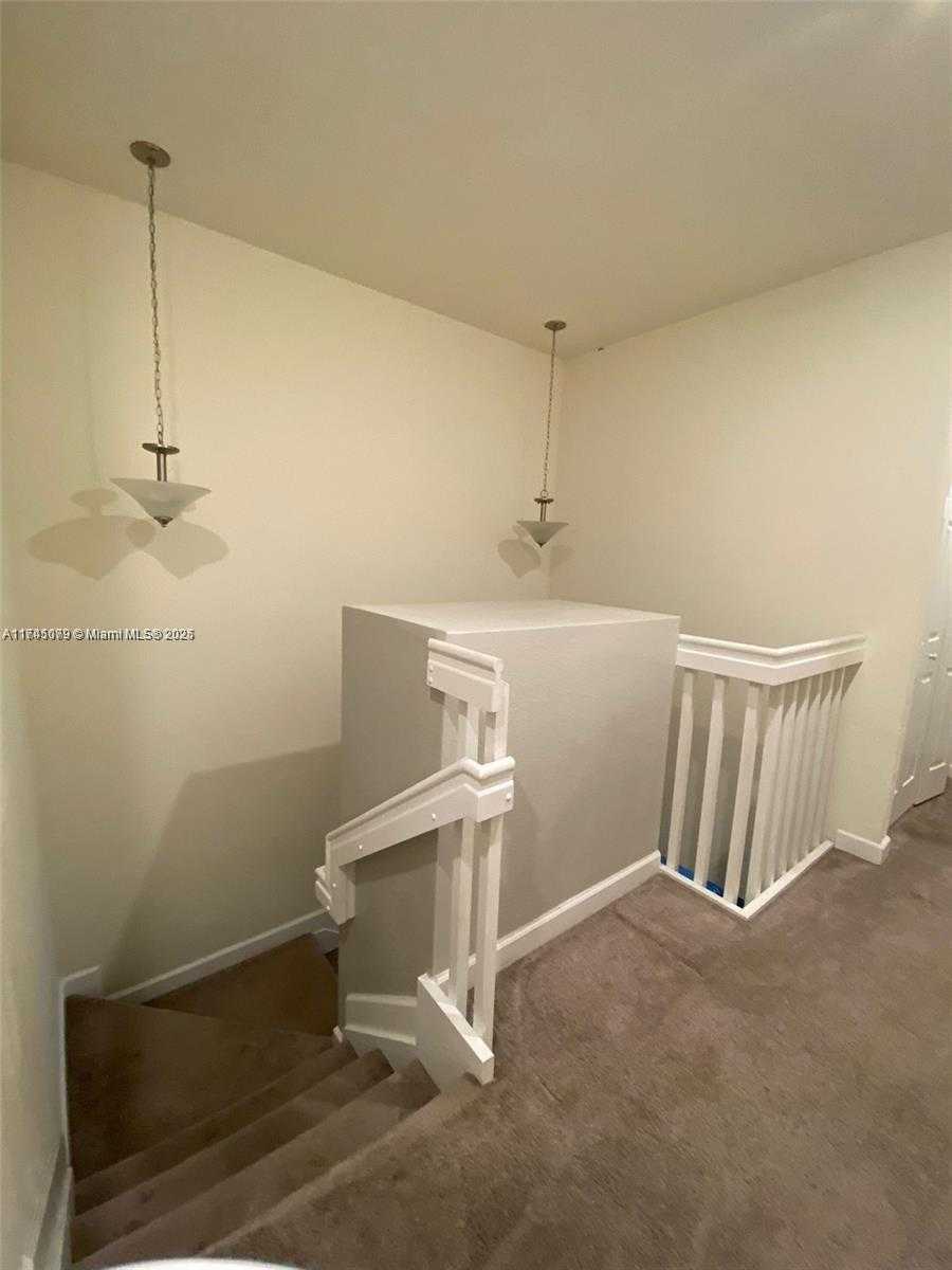Small Image of 10413 WEST 33RD CT #., Hialeah Number 22